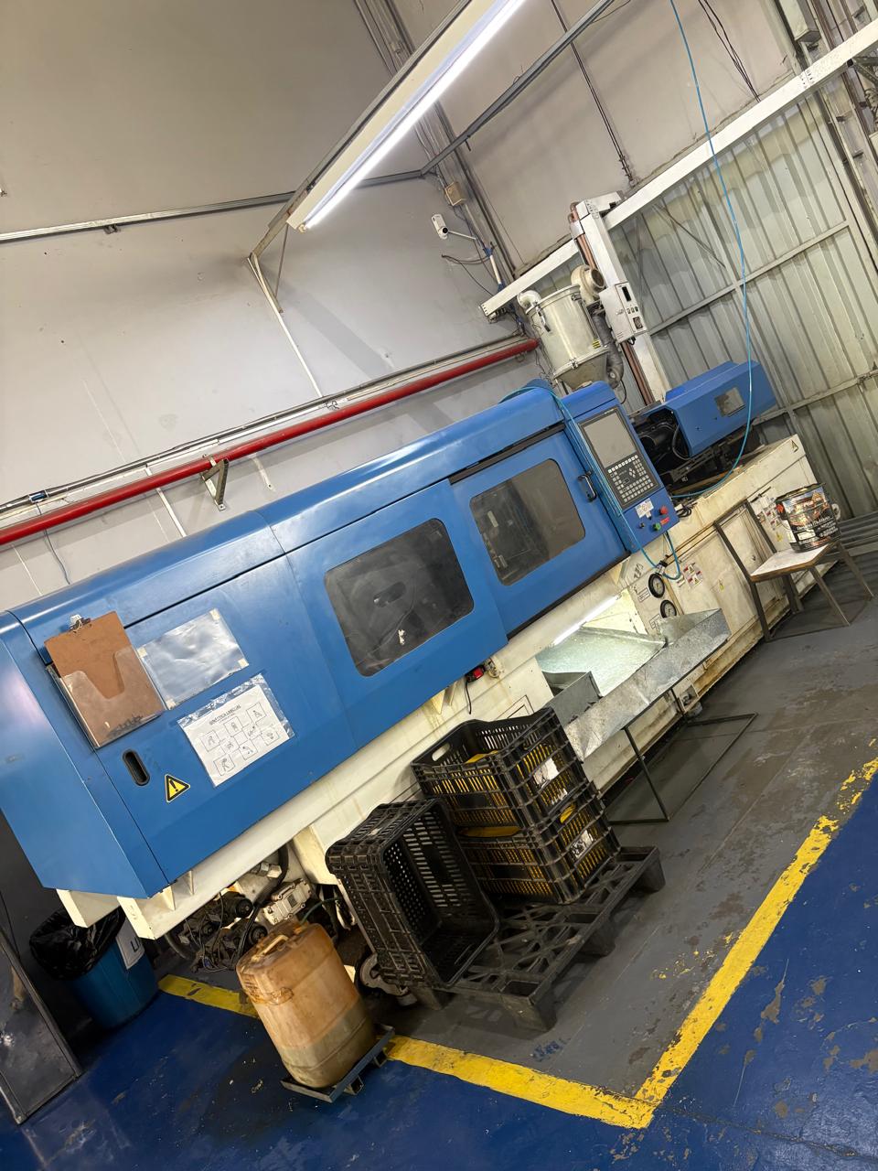 Injetora FCS 220 ton